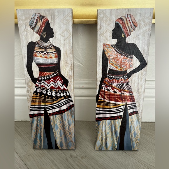 Gorgeous wall artwork,  "Elegance in Focus: A Portrait of Poise and Style." - Picture 2 of 4